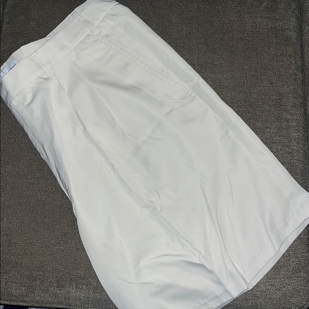 Classic Men's Shorts (off-white) -size 44, new!! $18